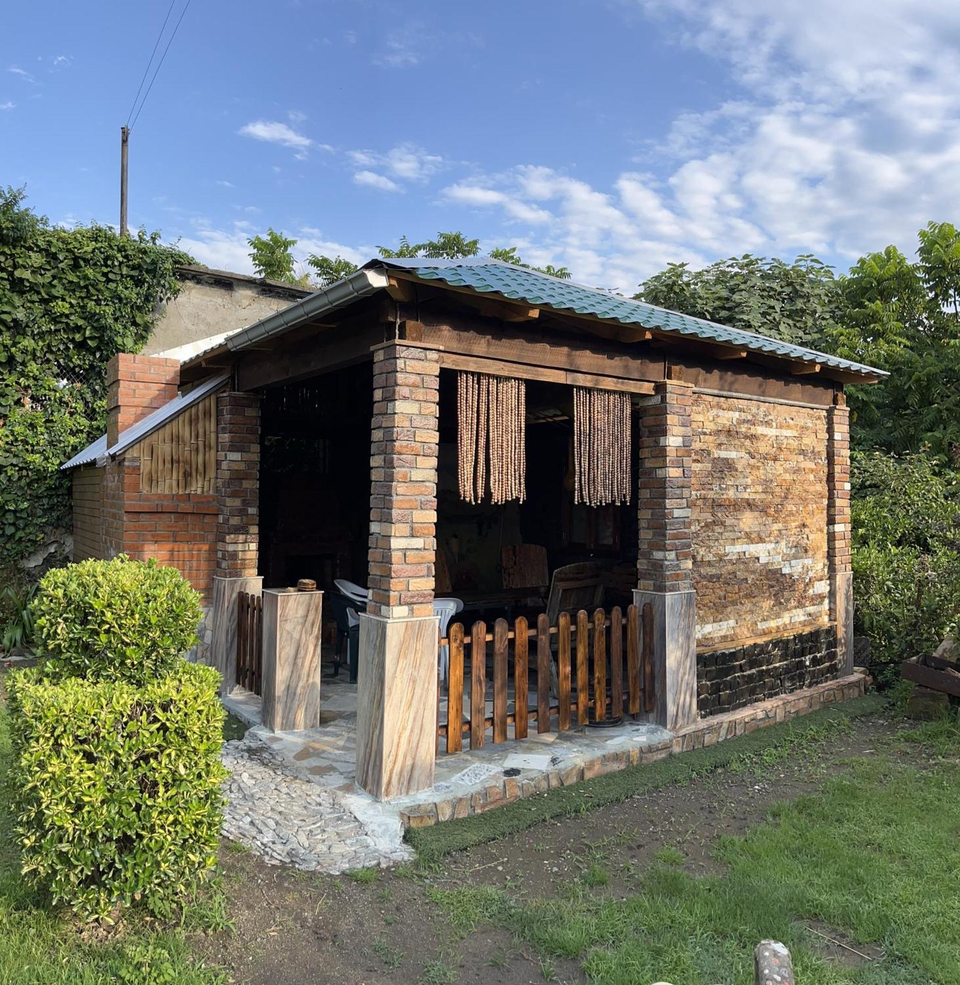 Guest House On Kostava 23 Kobuleti Exteriér fotografie